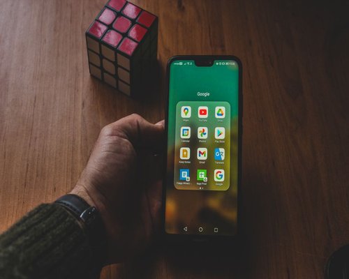 Large smartphone screen showing a fictional beginner-friendly puzzle game