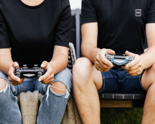 Perth riverside hotel stay concept with gaming weekend activities