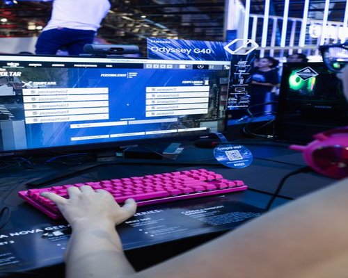 Gaming computers monitors and keyboards in an exhibition setup